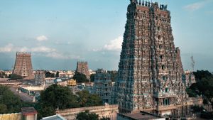 10 Lines on Meenakshi Temple In English, Hindi And Tamil
