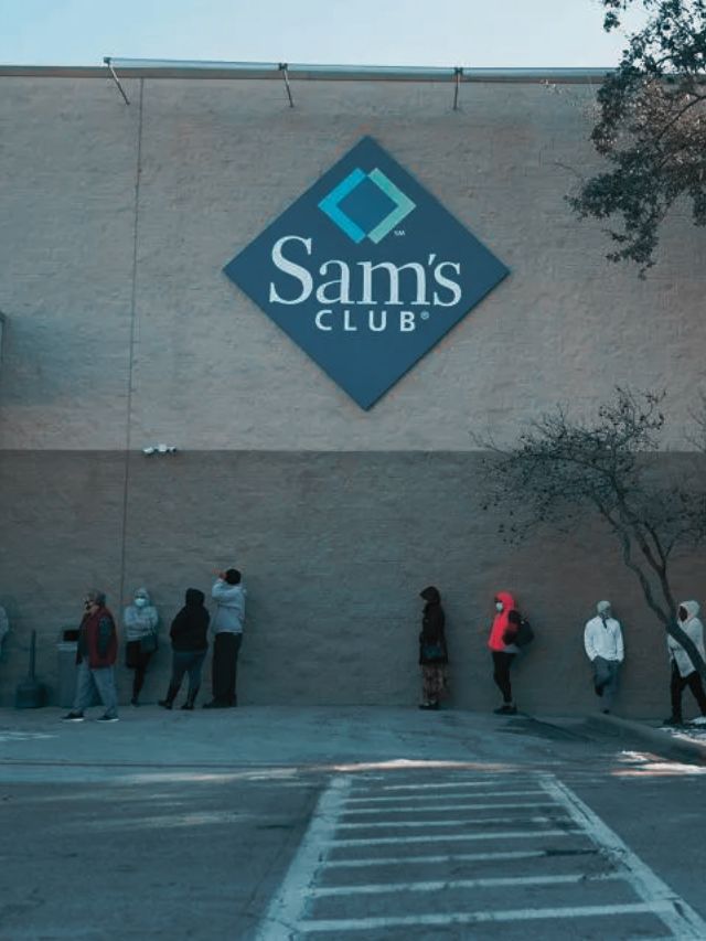 8 Things You Must Buy at Sam’s Club While on a Retirement Budget